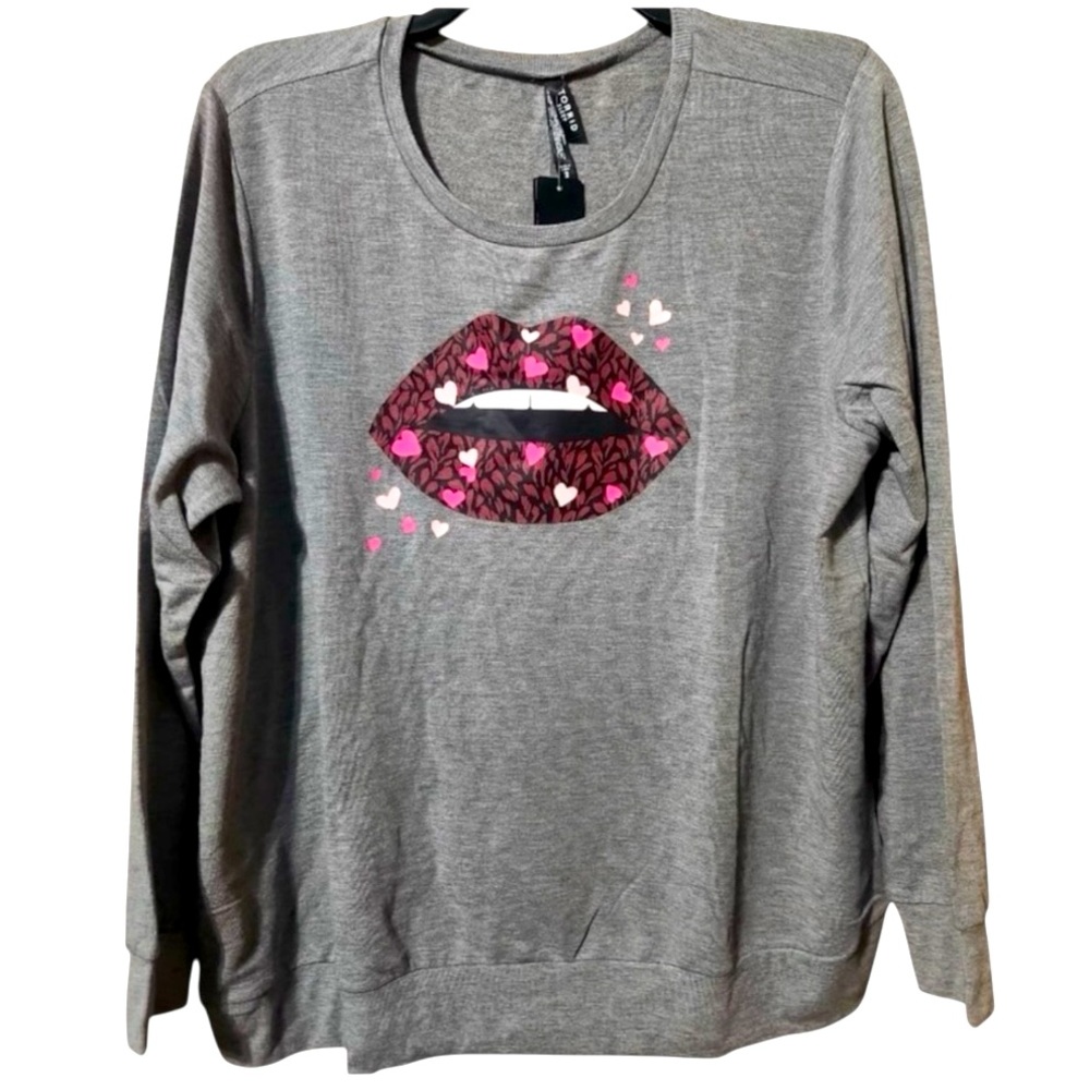 🦄 Torrid Sleep Lips & Hearts Sweatshirt P:26” L:30”, Sz 3 (22-24)